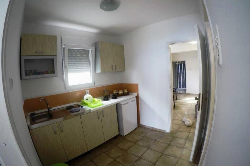 Apartman Aleksandra 乌尔齐尼 外观 照片